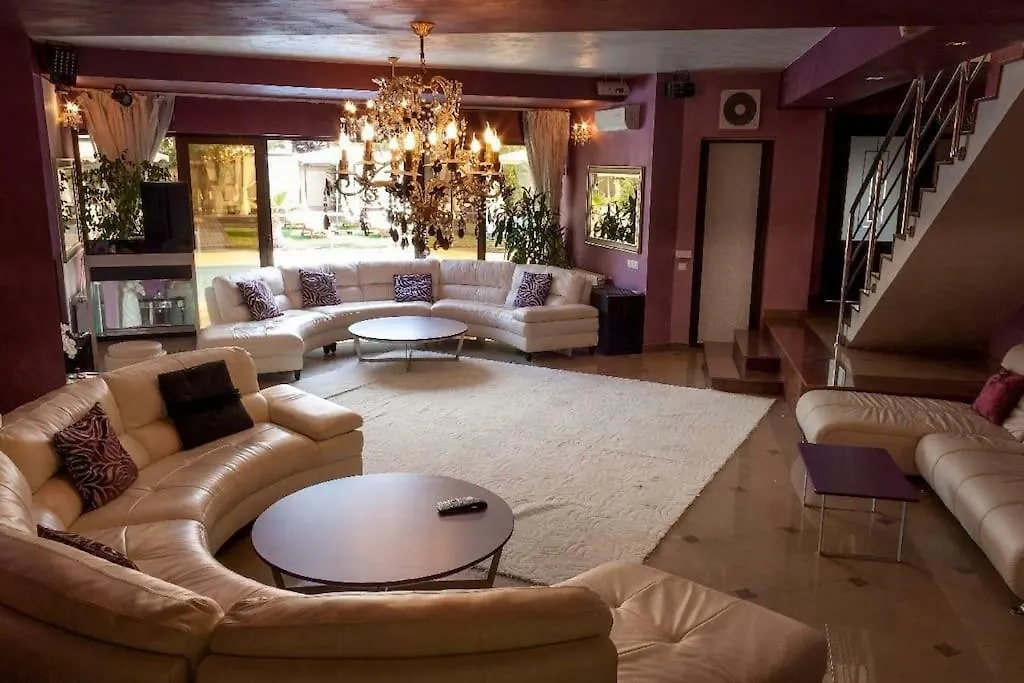 Dream Party Villa Bucareste