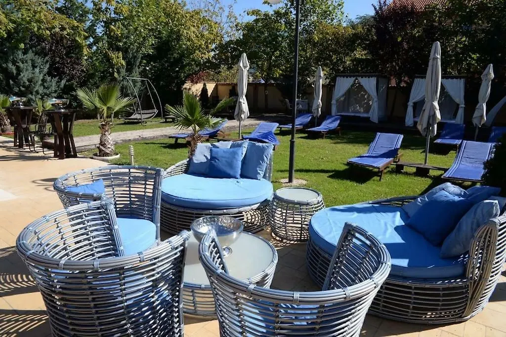 Dream Party Villa Bucharest