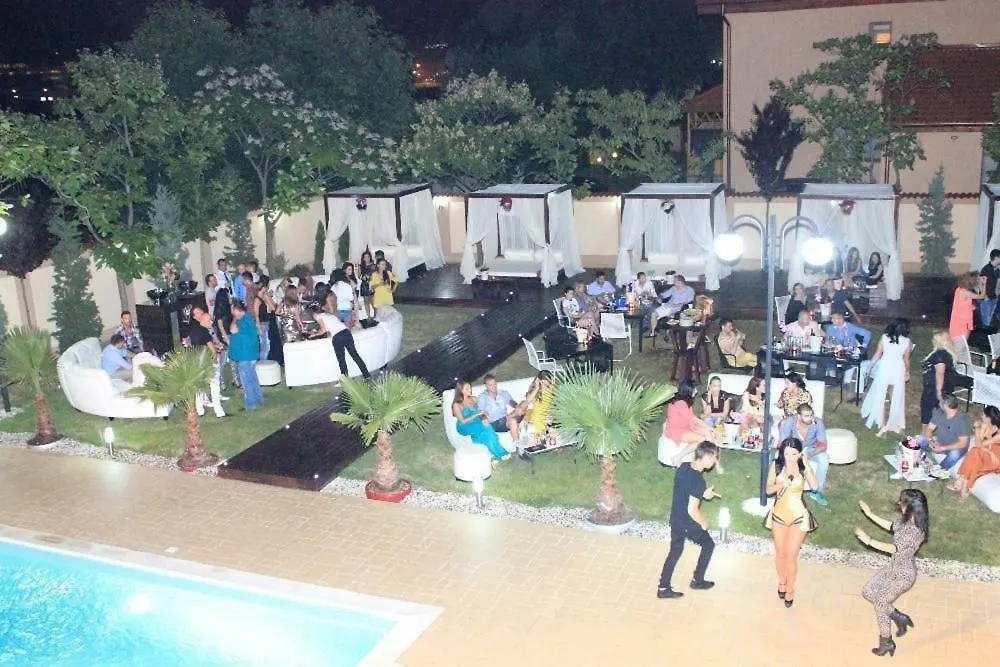 Dream Party Villa Bucharest